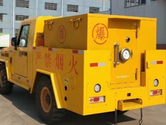 余杭凯龙爆破器材运输车：保障爆破任务的安全运行